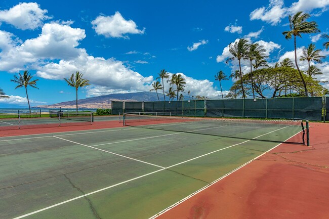 Building Photo - Oceanfront 1 Bed/1 Bath Fully Furnished Condo at Waipuilani!