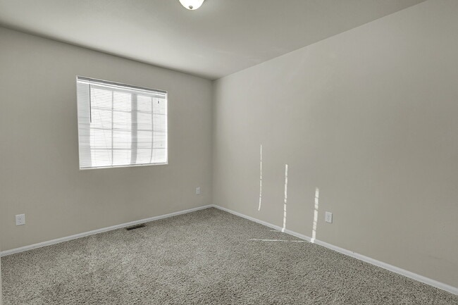 Building Photo - $1,895.95, 3-bed, 2.5-bath townhome located in Colorado Springs.