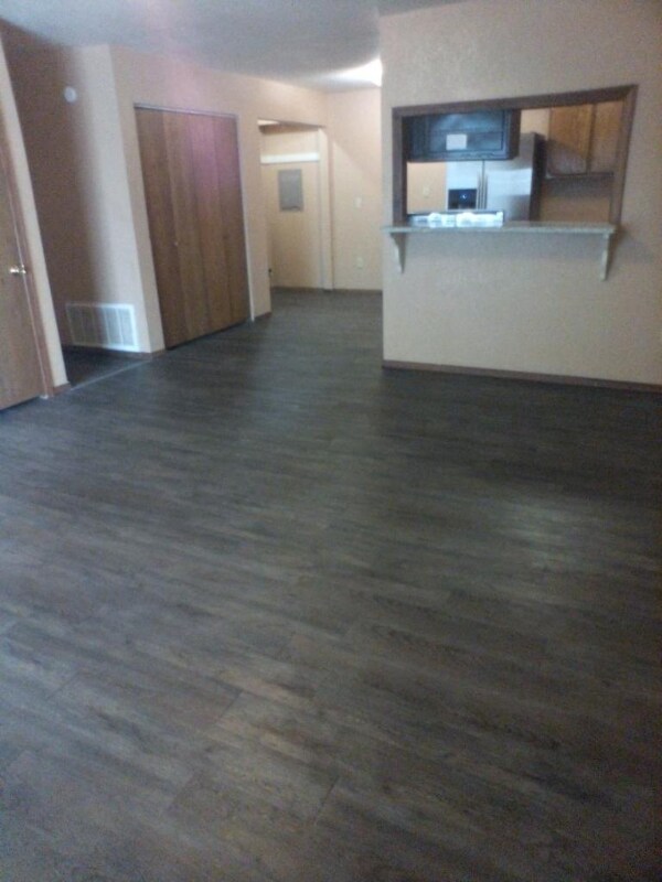 Building Photo - 902 Cynthia St