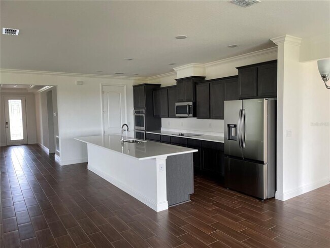 Building Photo - 10067 Dolphin Gull Cir