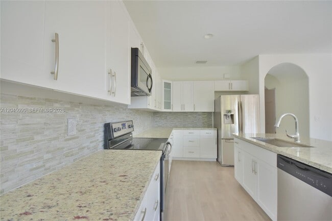 Building Photo - 4534 NW 94th Pl