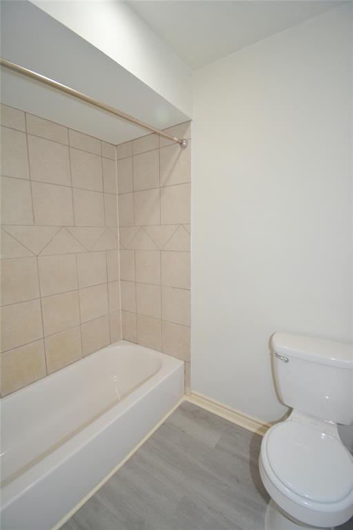 Building Photo - 15138 Corona Del Mar Dr