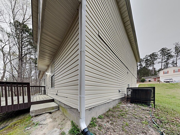 Building Photo - 6584 Rebecca Lou Ln