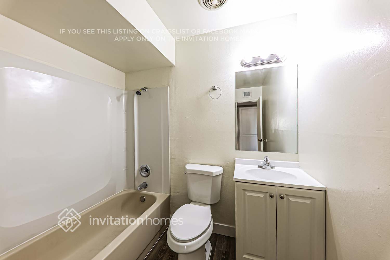 Building Photo - 6921 W Hazelwood St