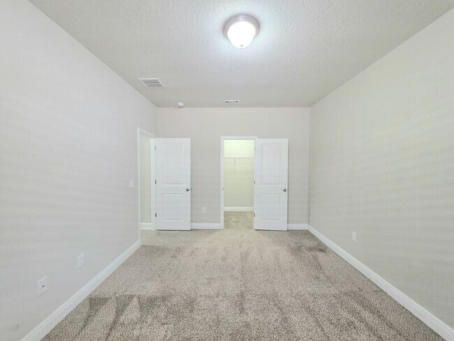 Building Photo - 3858 Ranch Rd