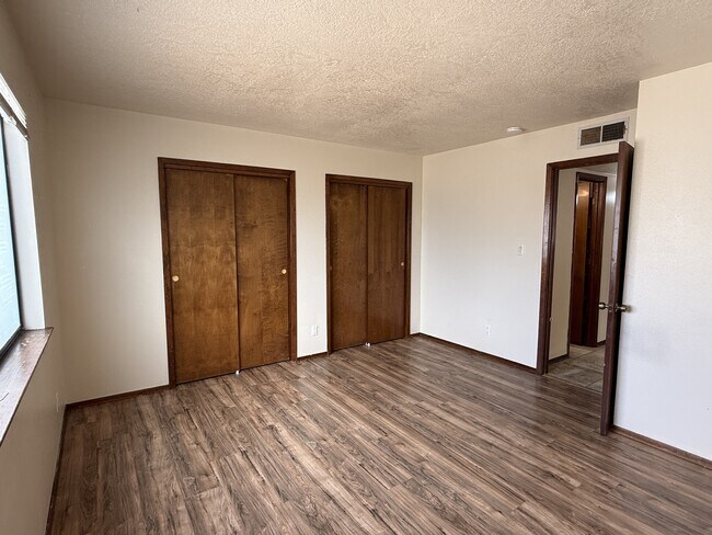 Building Photo - 13515 Mccall Ct NE
