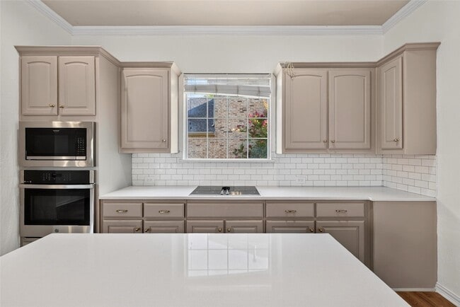 Building Photo - 3731 Charter Dr