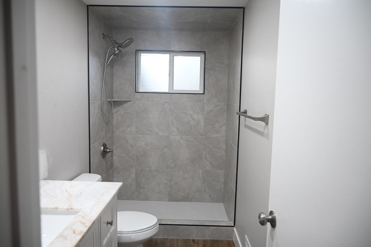 Building Photo - 3474 W San Carlos Dr