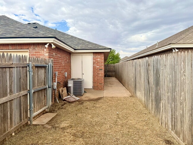 Building Photo - Privacy By Design: 3 Beds, 3 Baths, No Compromises!