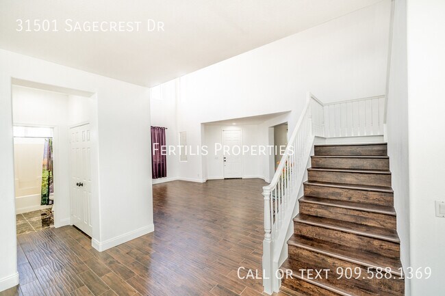 Building Photo - 31501 Sagecrest Dr