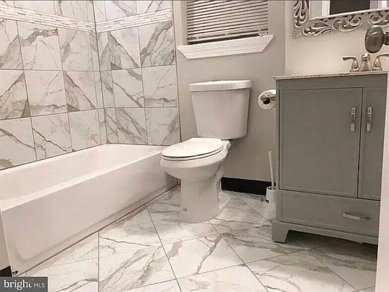 Building Photo - 6135 MacBeth Dr