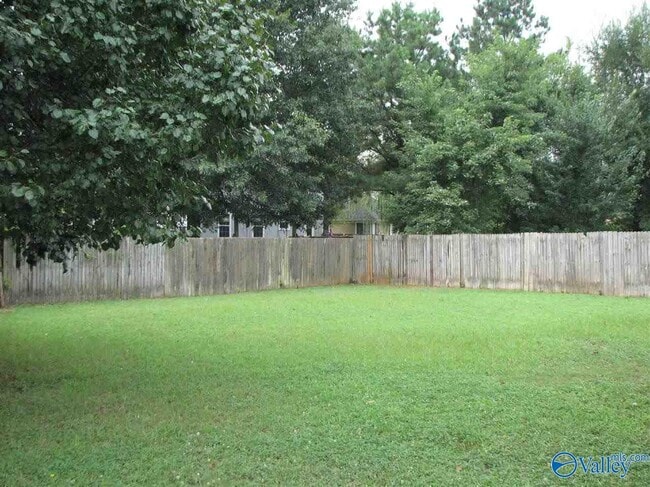 Building Photo - 110 Rebecca Pines Dr