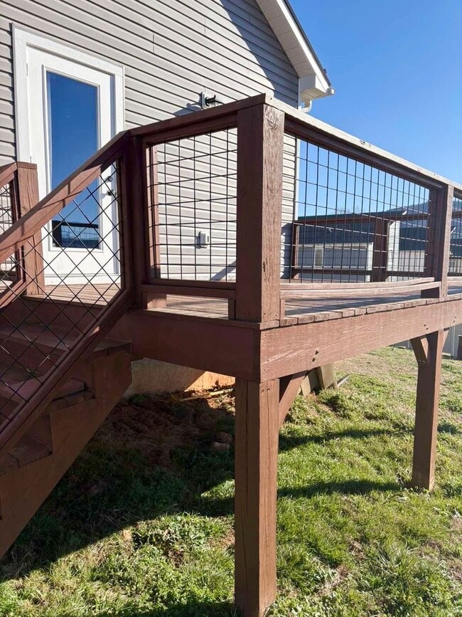 Building Photo - Charming 3 Bedroom 2 Bath home, Convenient NW Asheville location!