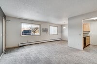 Building Photo - DELETE [Lakeville Court]