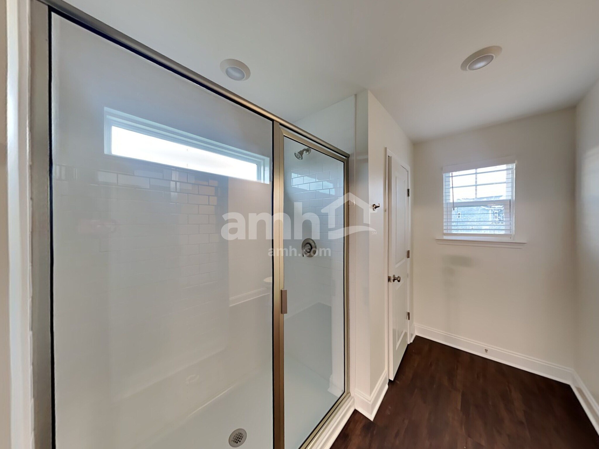Building Photo - 2112 Williamshire Ln