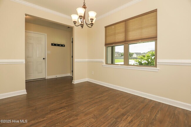 Building Photo - 304 Windward Landing