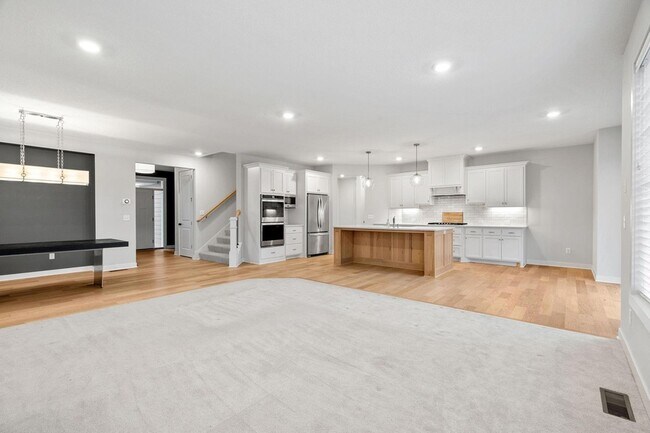 Building Photo - 18700 61st Ave N