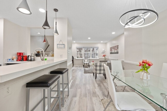 Building Photo - 2265 Chestnut Burr Ct