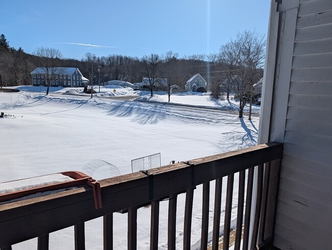 Building Photo - 9 Turnpike Rd