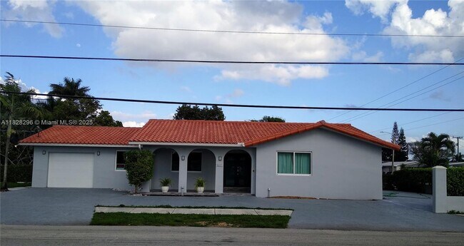 Primary Photo - 3531 SW 94th Ave