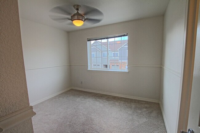 Building Photo - 14300 Waterside Ln