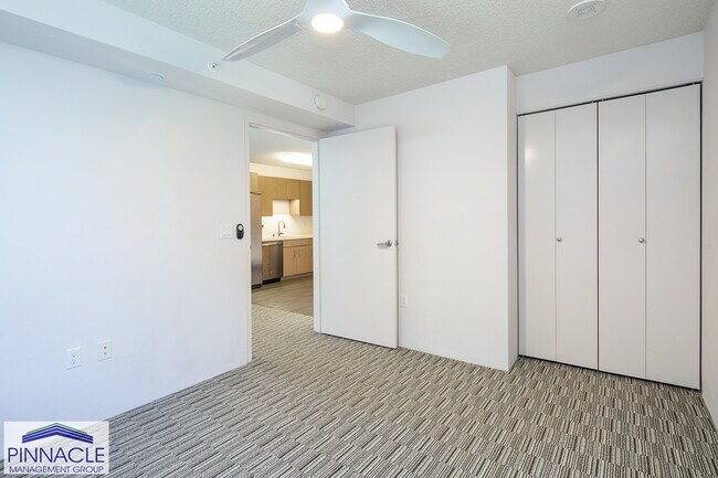 Building Photo - 7000 Hawaii Kai Dr