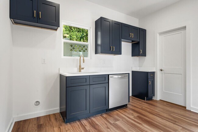 Building Photo - Available Now! Charming, Private, and Brand New 1BR/1BA ADU Near Duke University!