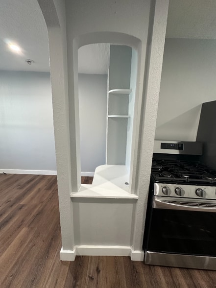 Building Photo - 2001 Biehn St