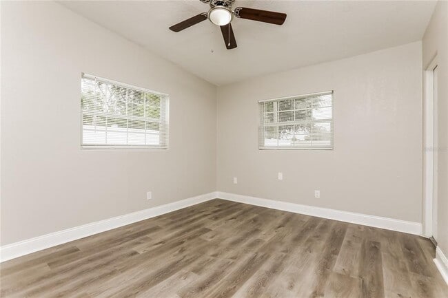 Building Photo - 5415 Alloway St