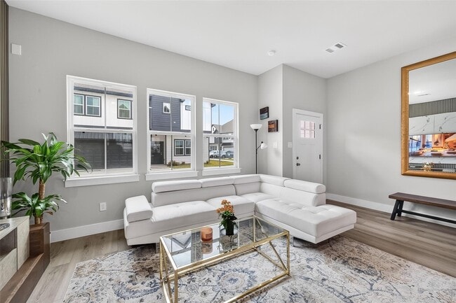 Building Photo - 6702 Metro Blvd