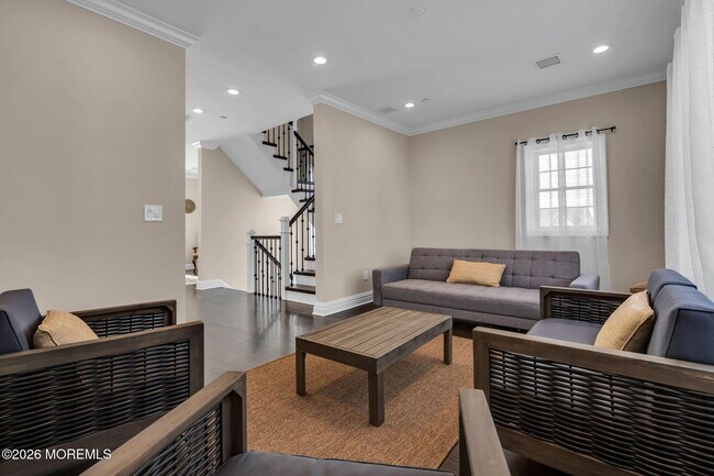 Building Photo - 58 Seaview Ave