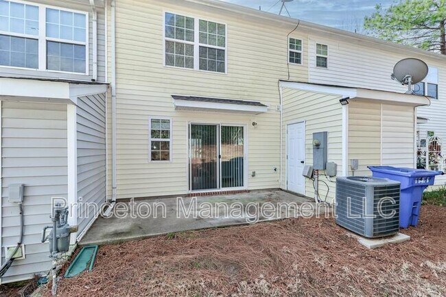 Building Photo - 153 Marakery Rd