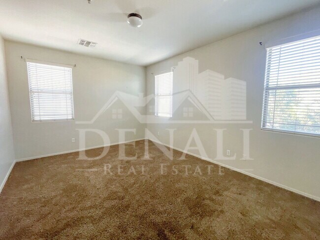 Building Photo - 1417 N 80th Ln