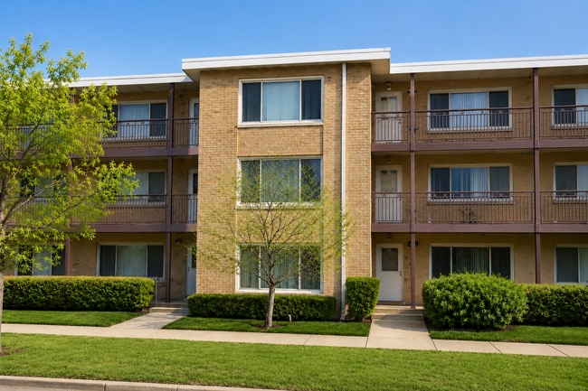 Building Photo - 4925 N Harlem Ave