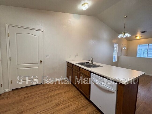 Building Photo - 136 S 1930 W