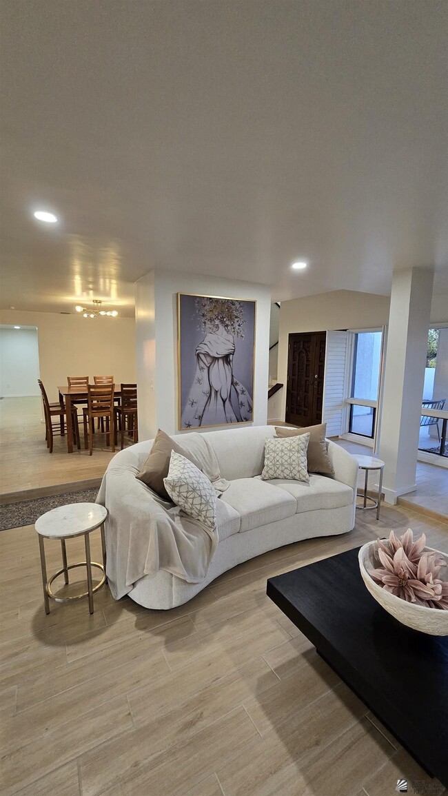 Building Photo - 2008 S 14th Ave