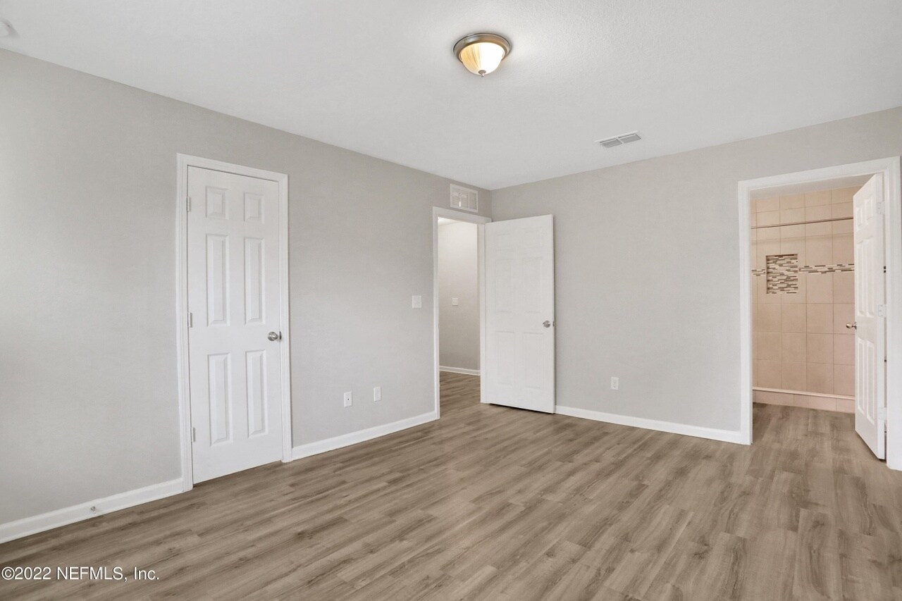 Building Photo - 8341 Homeport Ct