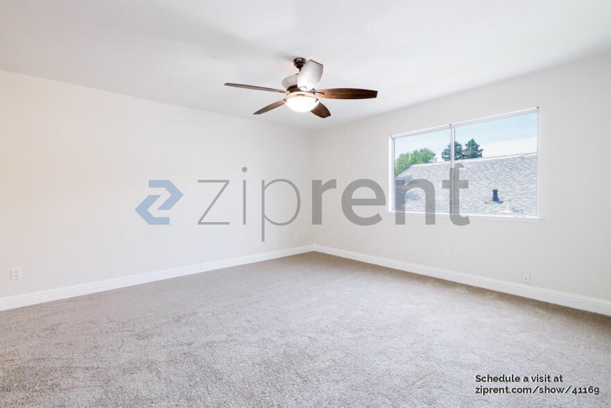 Building Photo - 1243 Andalusia Dr