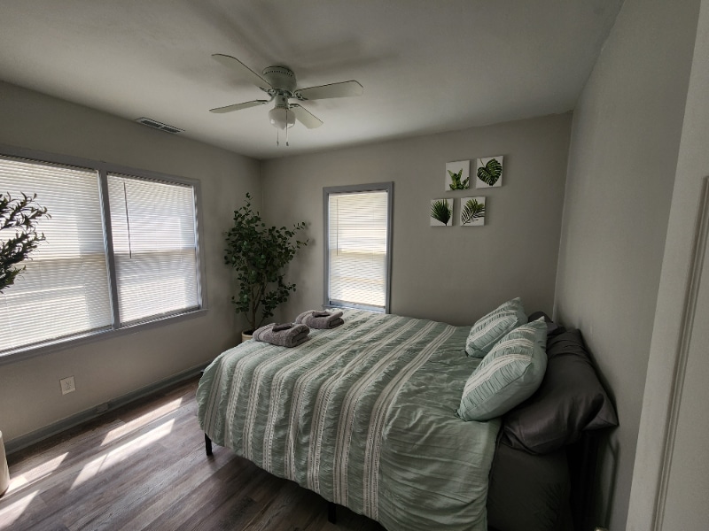 Building Photo - 626 N Oliver St