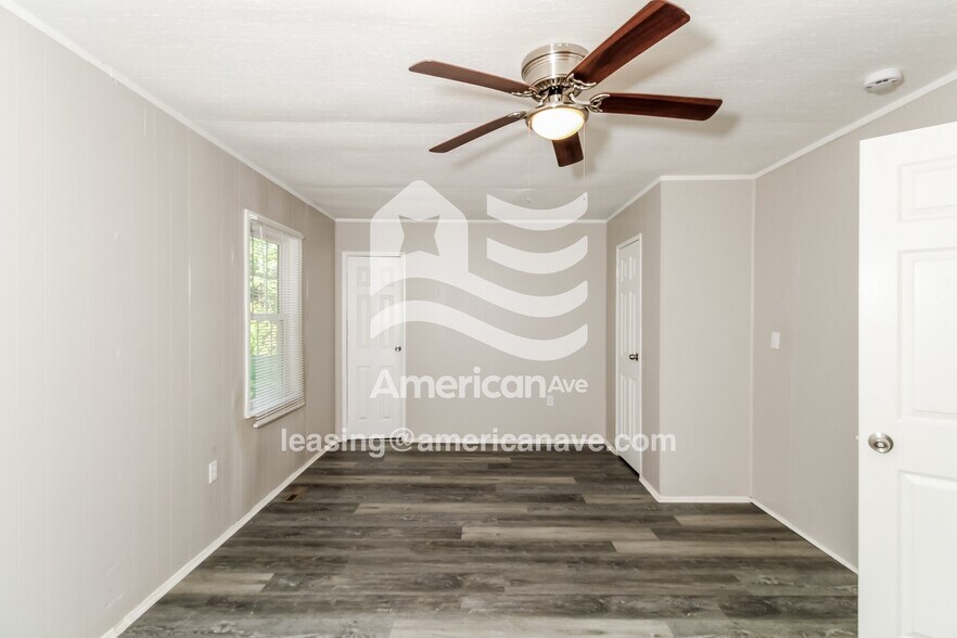 Building Photo - 2701 Welland St