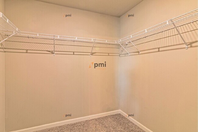 Building Photo - 1710 Hannah Ct