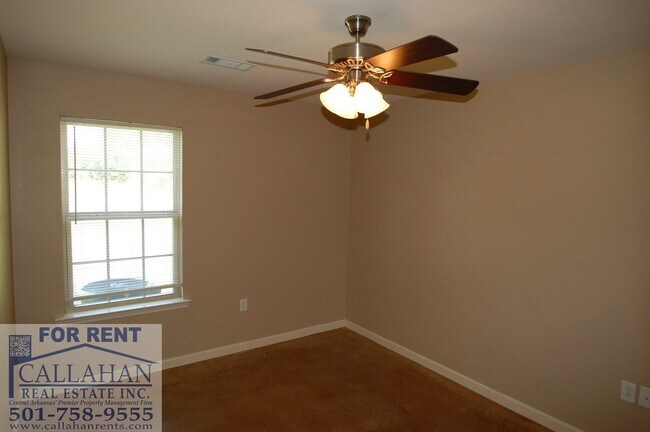 Building Photo - 8005 Langer Dr
