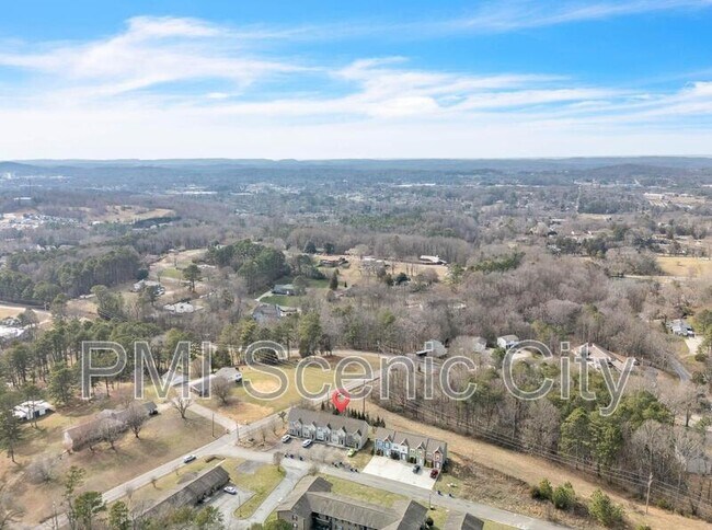 Building Photo - 3721 Keri Ln NE