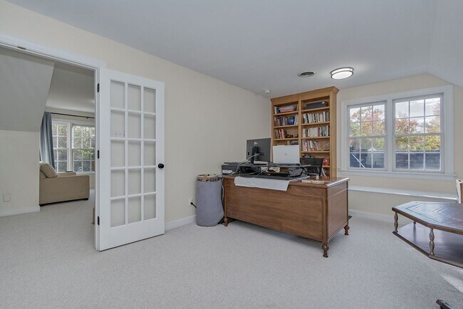 Building Photo - 12513 Inverness Dr