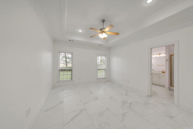 Building Photo - 43 Earnhardt Cir