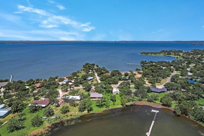 Building Photo - 106 Agarita Dr