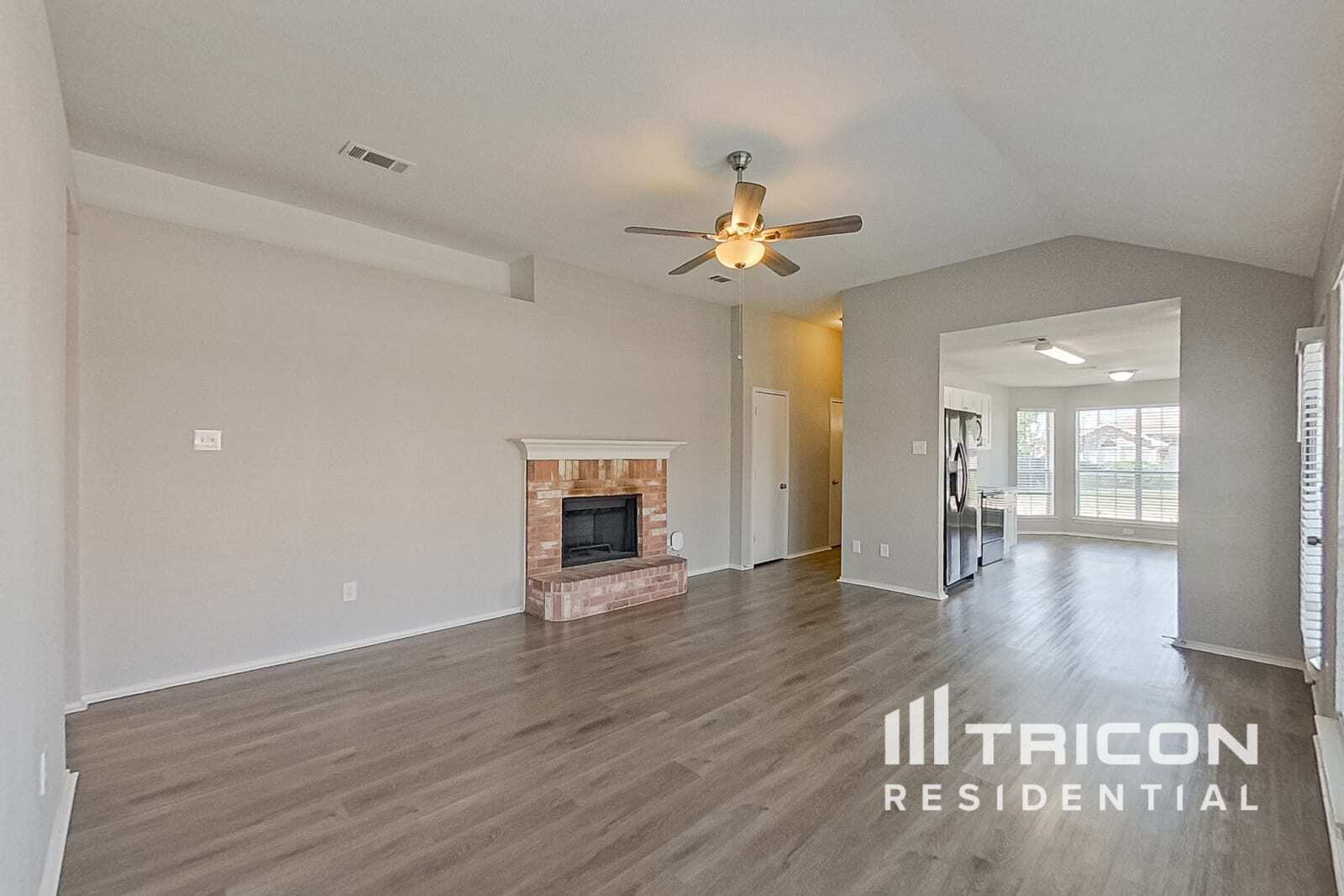 Building Photo - 1402 Misty Meadow Dr