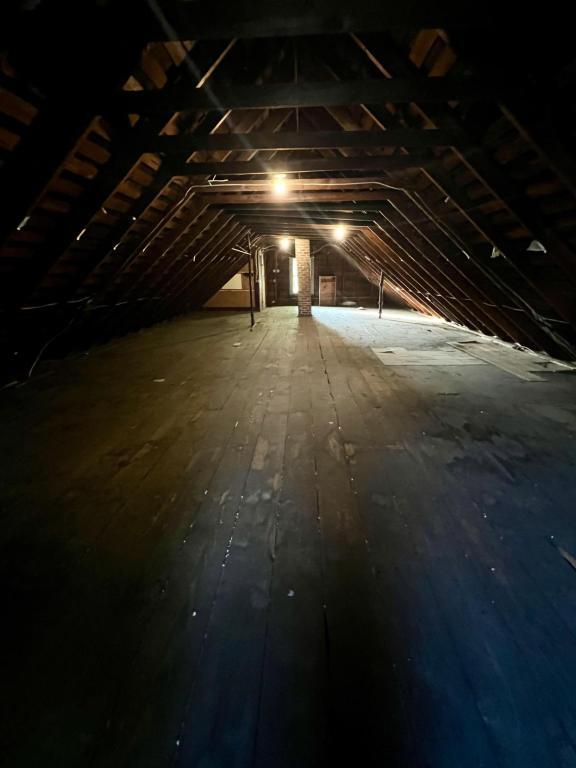 Building Photo - 301 Folts St