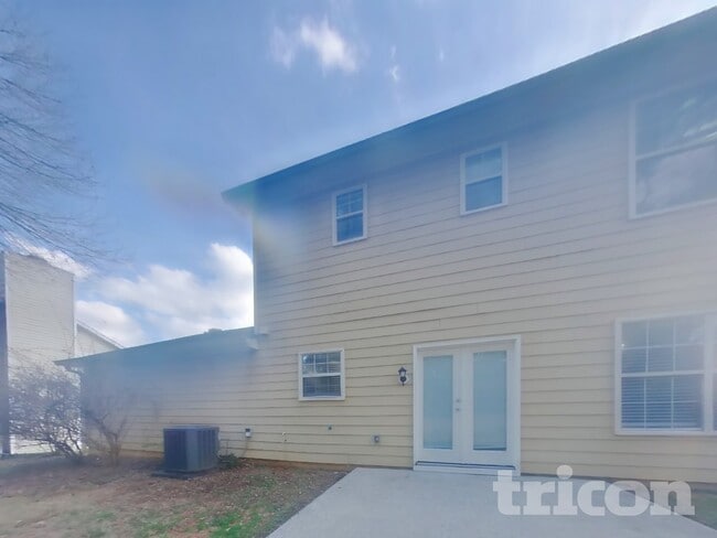 Building Photo - 1292 Parkwood Chase NW