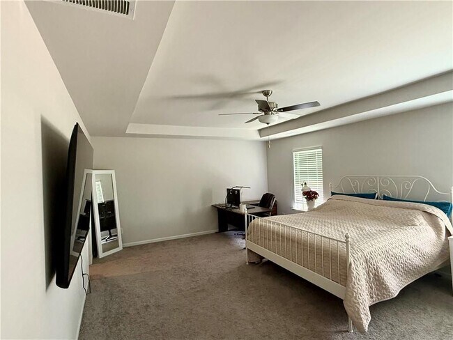 Building Photo - 268 Whitetail Cir